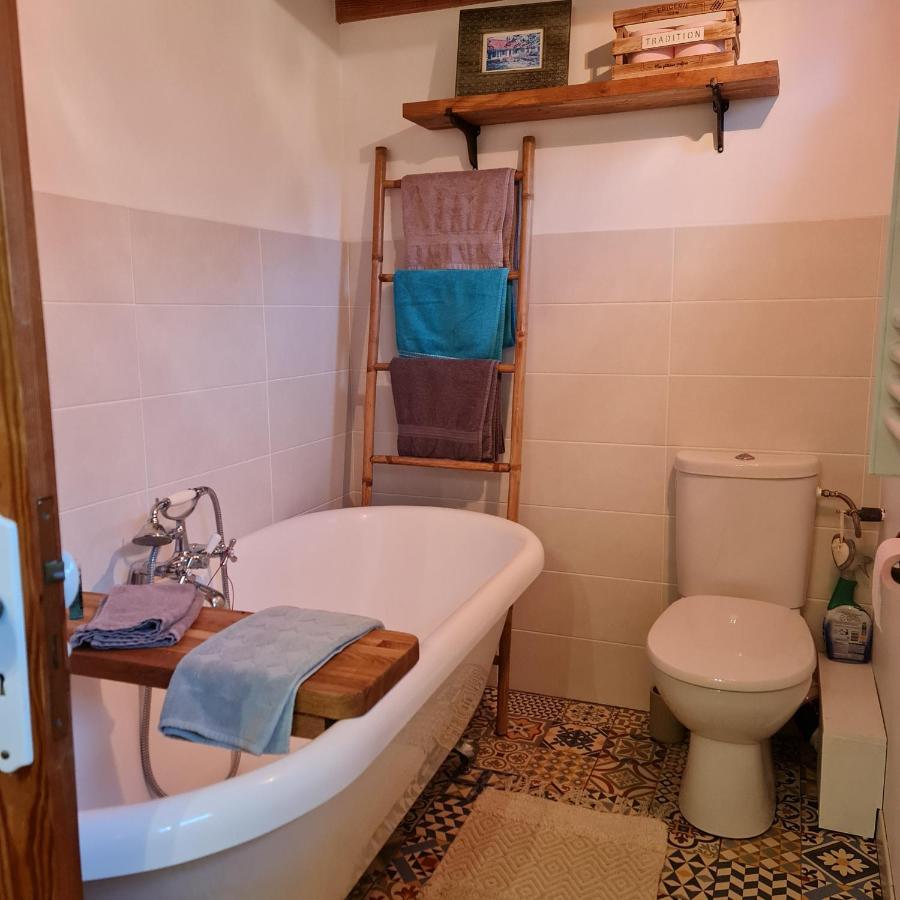 Licques La Longere D'Ecottes Bed & Breakfast エクステリア 写真
